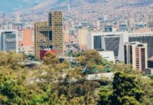 32 aspirantes a la alcaldía de Medellín
