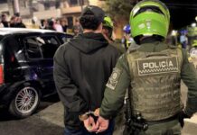 Operativo en Aranjuez deja 29 capturados y armas incautadas en Medellín