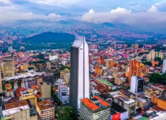Hoy Medellín cumple oficialmente 305 años Medellín
