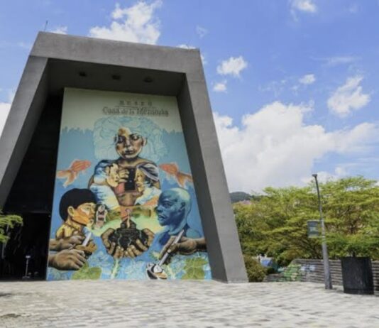 Museo Casa de la Memoria, una opción cultural para visitar en vacaciones en Medellín