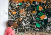 Cierre de colegios en Medellín refleja caída histórica de la natalidad y cambios sociales Cierre de colegios