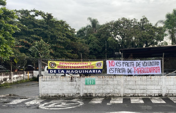 Tras protestas por falta de equipos, Bomberos de Medellín reciben nueva dotación Tras protestas por falta de equipos, Bomberos de Medellín reciben nueva dotación