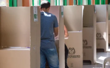 Inició la jornada electoral