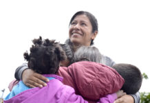 Hogares sustitutos en Antioquia: buscan familias para transformar la vida de niños y jóvenes