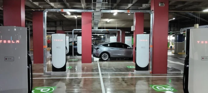 Tesla ya tiene carga ultrarrápida
