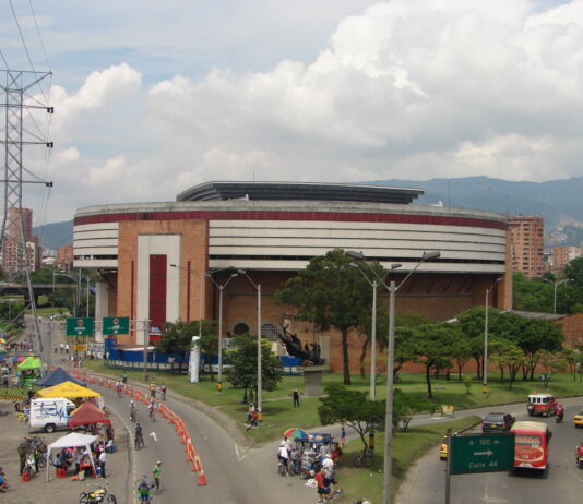Medellín arma tremenda donatón