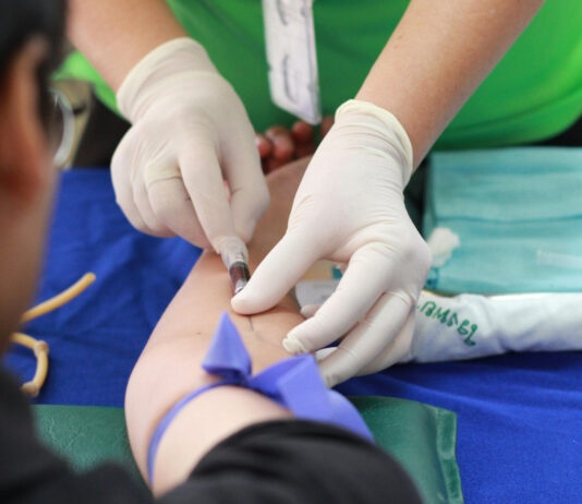 ¡Medellín se une a la donación de sangre tras el terremoto! Medellín se une a la donación de sangre