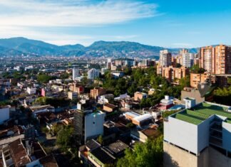 Vivienda turística en Medellín: crece debate por las nuevas reglas