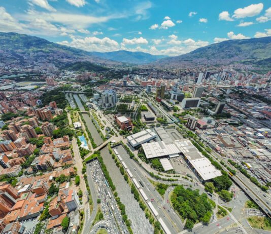 ¡Medellín tendrá marchas hoy miércoles 14 de octubre! Estas son las vías que podrían verse afectadas ¡Medellín tendrá marchas hoy miércoles 14 de octubre!